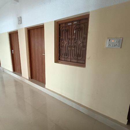 Om Kalyan Mandap Hotell Balangir Eksteriør bilde